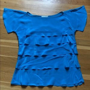 Bright turquoise flutter sleeve layered top sz S